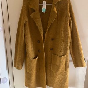 Spring yellow double pocket coatagin